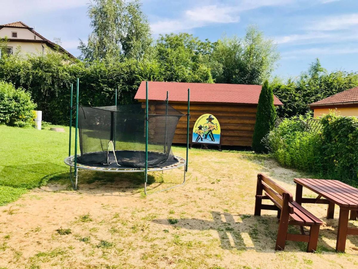 Apartmany, Penzion, Wellness U Zlate Rybky Vyskov Bagian luar foto