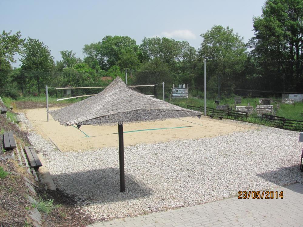 Apartmany, Penzion, Wellness U Zlate Rybky Vyskov Bagian luar foto